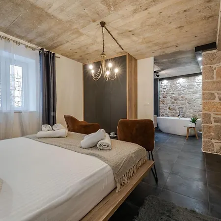 Planita * Novigrad (Dalmatia)